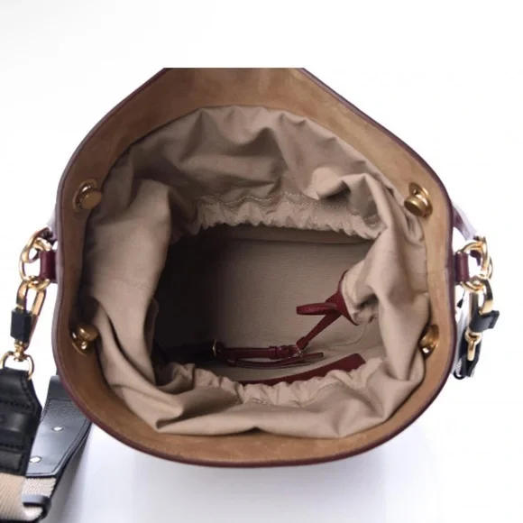 Chloe Smooth Calfskin Medium Roy Bucket Bag Plum Purple - Picture 5 of 11